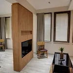 21 Hotel