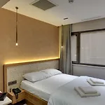 21 Hotel