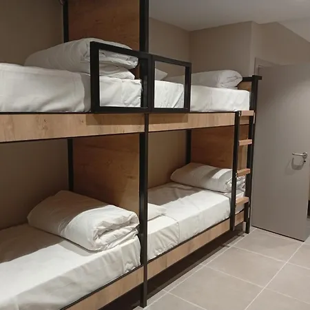 Hotel 21