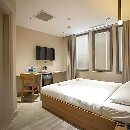 21 Hotel 3*