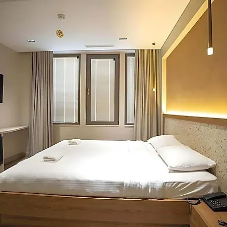 Hotel 21 3*