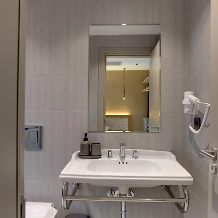 21 Ξενοδοχείο